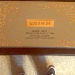 Laura Mercier pallet